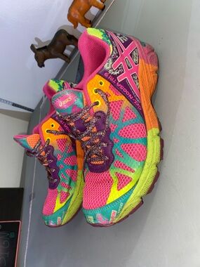 ASICS Gel Noosa Tri 9 C401N
Triathlon Shoes Women Sz
5.5 Pink Green Orange prpl